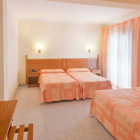 Sorra Daurada Splash Hotell